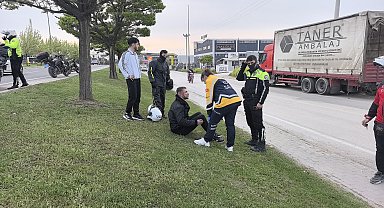 Bursa'da 'dur' ihtarına uymayan motosikletli, kaza yapması sonucu yakalandı