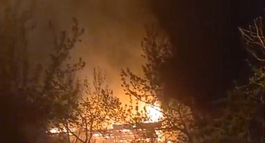 Bursa'da barakada çıkan yangın ormana sıçramadan söndürüldü