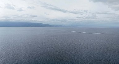 Çanakkale'de göçmen botu battı; 9 ölü