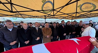 Çöp ayrıştırma makinesine kapılan işçi toprağa verildi