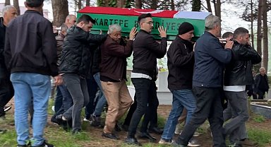 Derede ölü bulunan polis memuru toprağa verildi