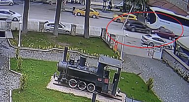 Direksiyon başında kalp krizi geçirip kaza yapan sürücü öldü