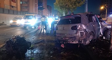 Diyarbakır'da otomobil, refüje çarptı: 3 yaralı