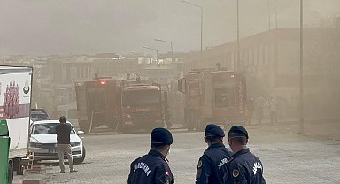Diyarbakır'da sanayi sitesinde yangın