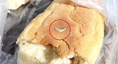 Ekmeğin içinde 'tırnak' iddiası