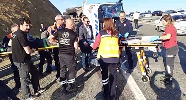 Elazığ'da yolcu midibüsü devrildi; 25 yaralı