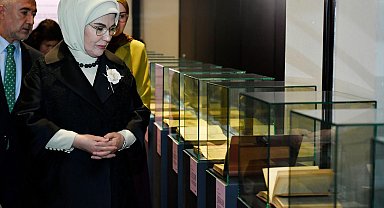 Emine Erdoğan, 'Saklı Kalanlar' sergisinin açılışını gerçekleştirdi