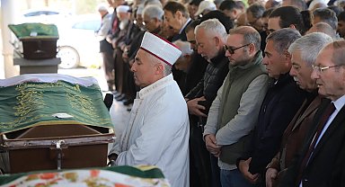 Ersun Yanal'ın annesi Bahriye Yanal'a son görev