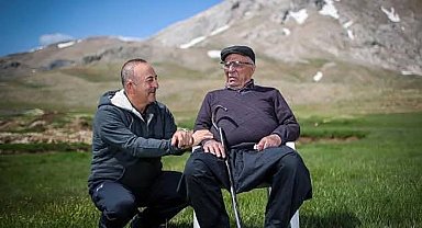 Eski Dışişleri Bakanı Çavuşoğlu'nun babası vefat etti; Siyasiler başsağlığı mesajı yayımladı