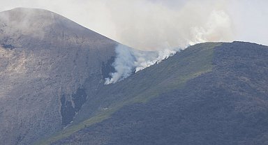 Filipinler'deki Kanlaon Yanardağı'nda patlama meydana geldi