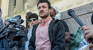 Filistinli aktivist Mahmud Halil'in sınır dışı edilmesine karar verildi