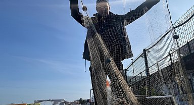 Gemlik Belediye Başkanı Deviren: Müsilaj nedeniyle balıkçılar artık evlerine ekmek götüremiyor