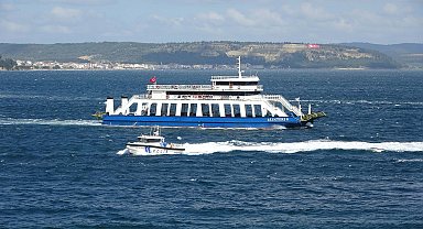 Gökçeada ve Bozcaada ilçelerine 2 gündür feribot seferi yapılamıyor