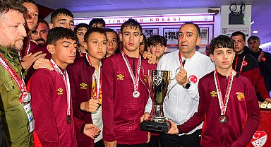 Göztepe'nin gençleri gurur kaynağı