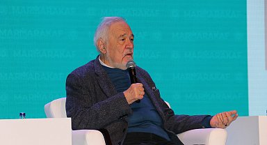 İlber Ortaylı'dan öğrencilere: Hiçbir zaman kaçak yolla bir yere girmeyi, partilere ve tarikatlara güvenerek bir yerlere sızmayı denemeyin