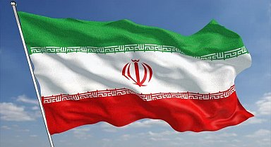 İran'da 1 günlük ulusal yas edildi