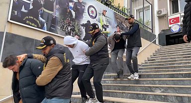 İstanbul - 'Yatırım danışmanıyım' yalanıyla 1 milyon dolarlık dolandırıcılık