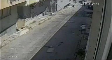 İstanbul- Bağcılar'da deprem anında işçi 1'inci kattan atladı