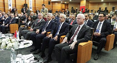 İstanbul - Bakan Bolat ve Bakan Uraloğlu 'Yükselen Pazarlar Forumu' nda konuştu
