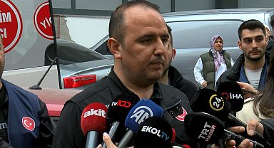 İstanbul- Bakanlığa bağlı ekipler Küçükçekmece'de hasar tespit çalışması yaptı