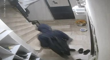 İstanbul - Esenyurt'ta kız arkadaşını yaralayıp annesini öldüren şüpheli tutuklandı