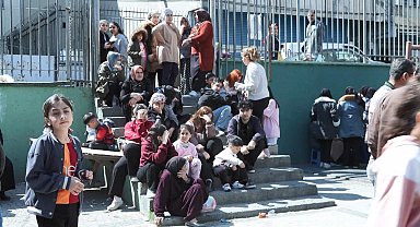 İstanbul - İstanbul'da 6,2 büyüklüğündeki deprem sonrası artçı sarsıntılar sürüyor Drone görüntüleriyle geniş haber