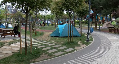 İstanbul- İstanbul'da bazı vatandaşlar parklarda sabahladı