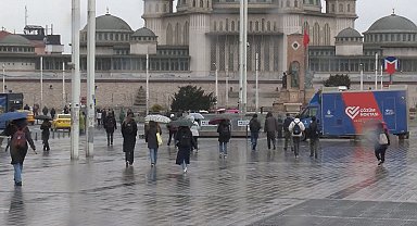 İstanbul- İstanbul'da soğuk ve yağışlı hava etkili oluyor