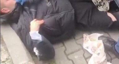 İstanbul- Küçükçekmece'de kaldırımda yürüyen kişiye 12 el ateş edip kaçtılar