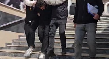 İstanbul- Ülkesinden Türkiye'deki vatandaşını tehdit eden İranlı İstanbul'a gelince yakalandı