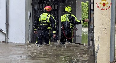 İtalya'da sel: 3 ölü