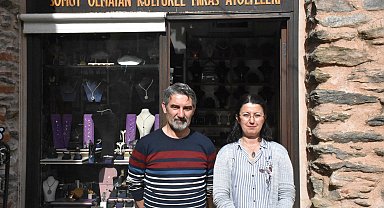 İzmirli çift, somut olmayan kültürel mirasları yaşatmaya çalışıyor