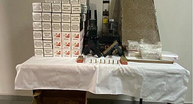 Jandarmadan kaçak sigara ve silah operasyonu; 3 gözaltı