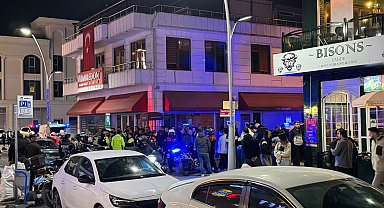 Kafeye girip havaya ateş etti, kendisine engel olmak isteyen işletmeciyi bıçakladı