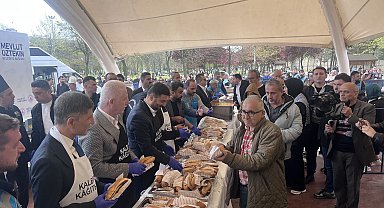 Kağıthane'de 3 ton balık ekmek dağıtıldı