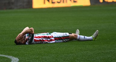 Karşıyaka 2 maçta yıkıldı