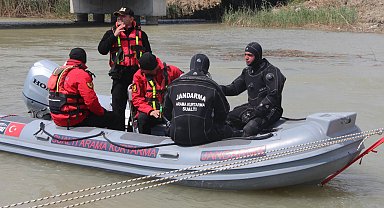 Kayıp Cumali'yi arama çalışmalarında 3'üncü gün; annesi 'pabucuna kurbanım' deyip ağladı