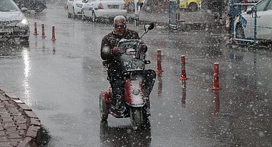 Kayseri'de kar yağışı