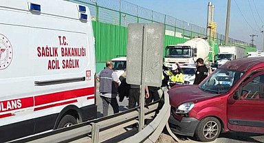 Kocaeli'de zincirleme kaza; 3 yaralı