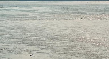 Kongo'da tekne alabora oldu: 50 ölü