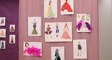 Küçükçekmece'de 11 yaşındaki Miral'den Otizm Farkındalık Günü'ne özel sergi