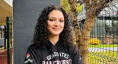 LGS birincisi İrem, dünyanın en iyi 7 üniversitesinden kabul aldı