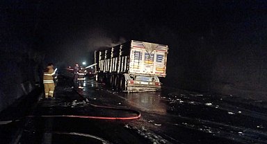 Malatya'da kömür yüklü TIR tünel içinde alev aldı: Tünel 2 saat ulaşıma kapandı