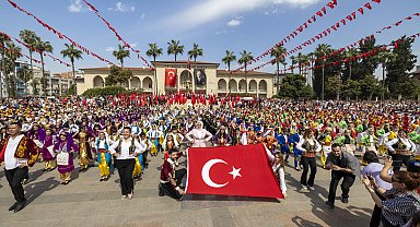 Mersin'de 23 Nisan coşkusu