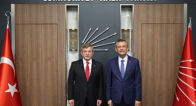 Özgür Özel: Erdoğan'a 'darbeci' diyen ilk kişi Sayın Bahçeli'dir