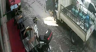 Park halindeyken hareket eden kamyoneti, 13 yaşındaki Yusuf durdurdu