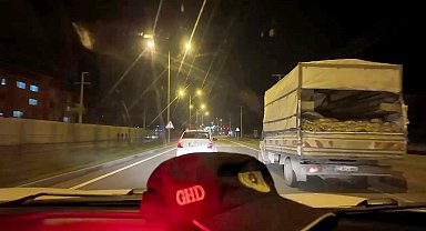 Patates yüklü kamyonette 4 kaçak göçmen yakalandı