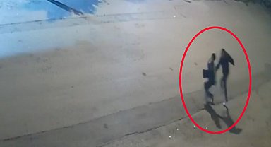 Servis beklerken bıçaklı saldırıya uğrayan baba-kızın durumu iyiye gidiyor