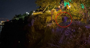 Sevgilisiyle tartışıp falezlere çıktı; 'büyü' iddiasında bulundu