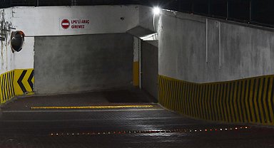 Site görevlisi, sitede oturan husumetlisini öldürdü